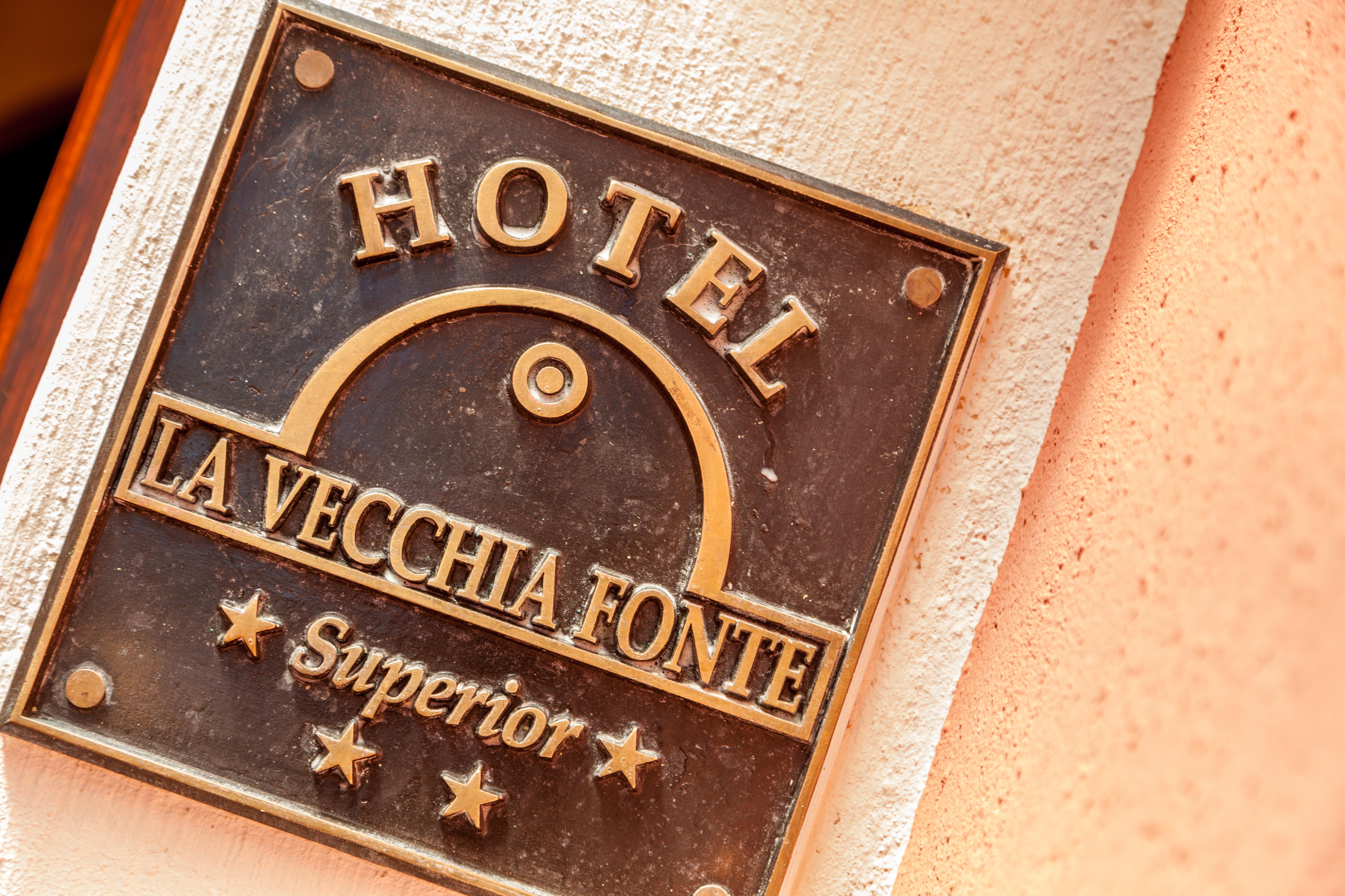 La Vecchia Fonte Boutique Hotel Palau Exteriér fotografie